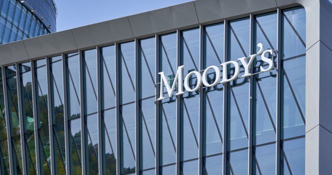 Moody's a retrogradat mai multe bănci americane mici și mijlocii. Ar putea viza însă și unele importante