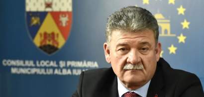 Primarul Alba Iulia: Fara primari, PNL este zero; ei se bat, dar tot ei si-o...