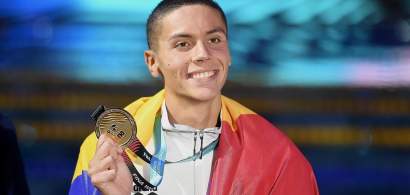 Reușită pentru Popovici: a câştigat medalia de aur în proba de 200 m liber