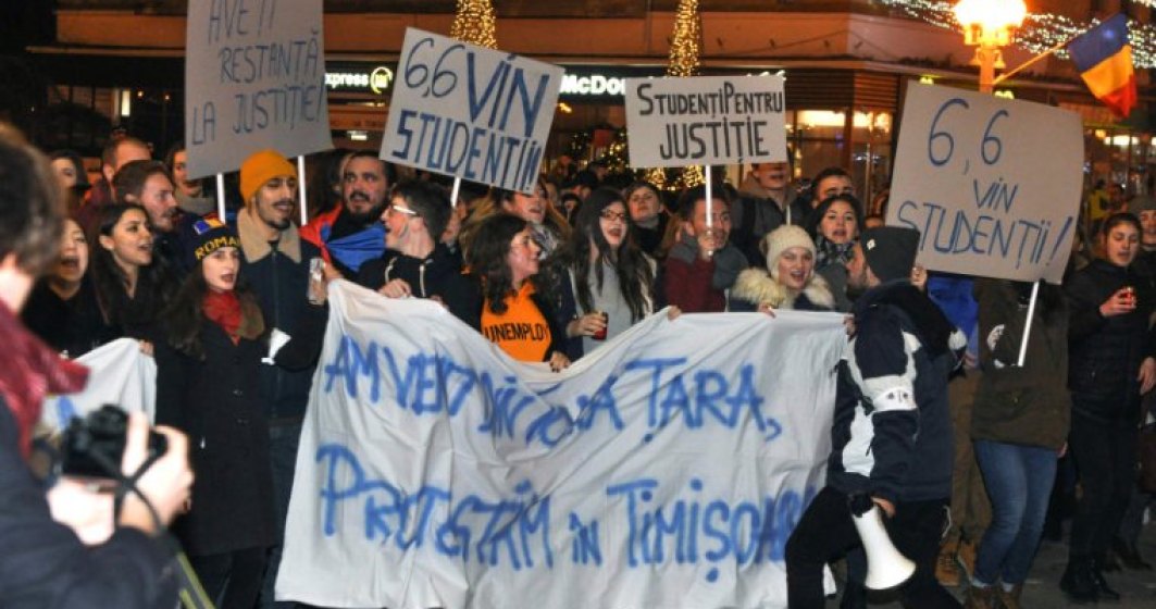 Sute de studenti au protestat la Timisoara pentru apararea independentei Justitiei