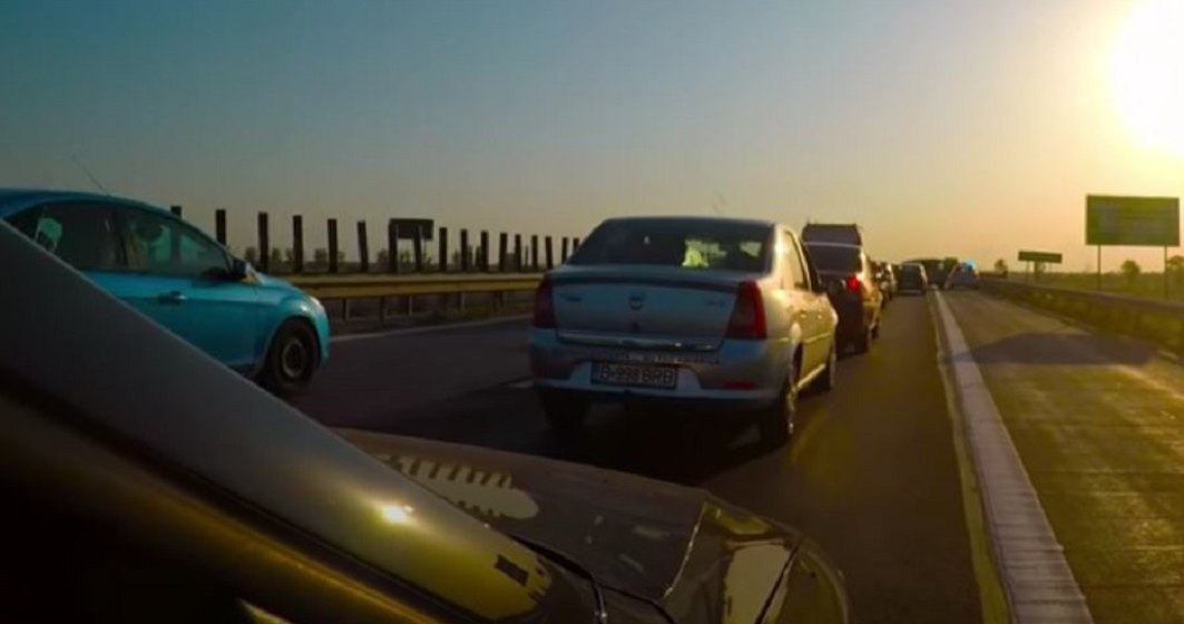 Cozi uriașe de mașini pe Autostrada Soarelui. Se merge bară la bară până la mare