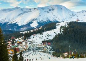3 stațiuni de schi pe care să le încerci iarna aceasta