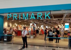 Ce spune proprietarul Primark despre prețurile retailerului, după scumpirile...