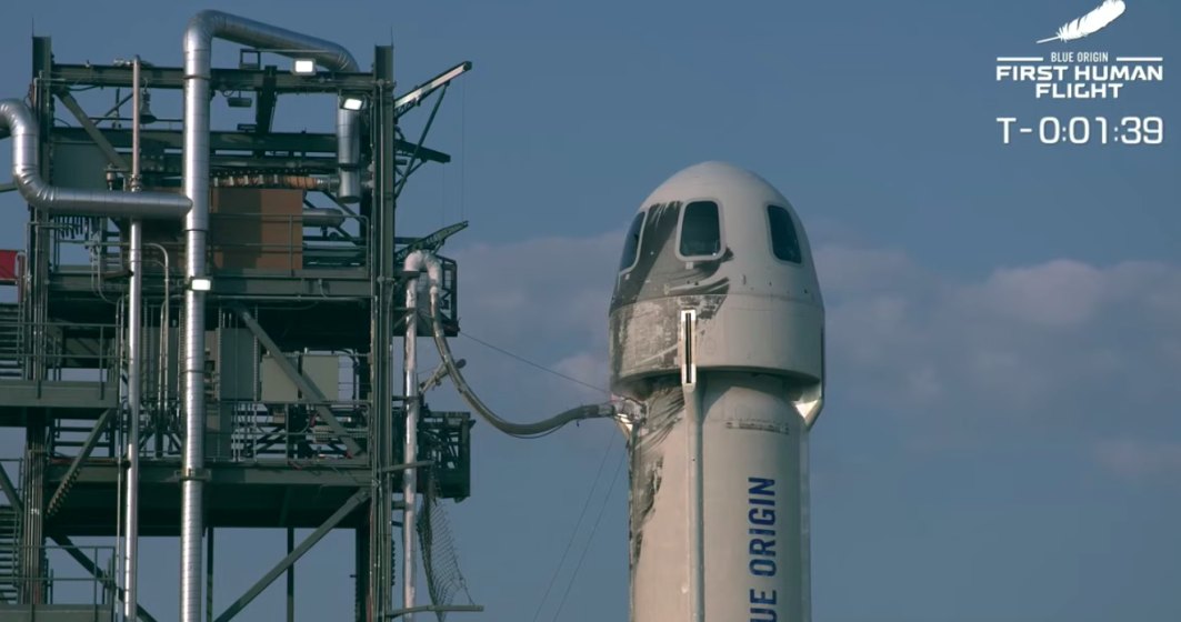 Jeff Bezos, cel mai bogat om de pe planetă, a decolat spre spaţiu la bordul rachetei New Shepard