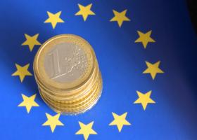 UE ar putea renunța la regulile bugetare rigide, cum ar fi limitarea...
