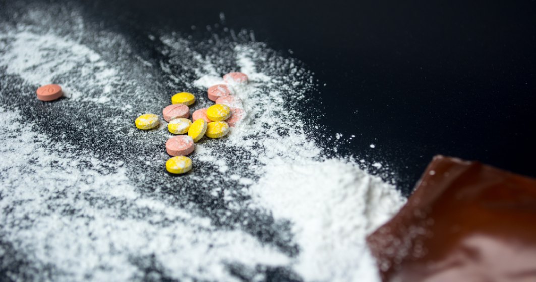 Fost vicepreședinte al Asociației Producătorilor de Medicamente, arestat ca parte dintr-un grup care a produs și distribuit aproape 5 tone de metamfetamină