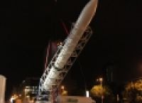 Poza 3 pentru galeria foto Racheta orbitala Haas 2C a fost expusa in Piata Victoriei