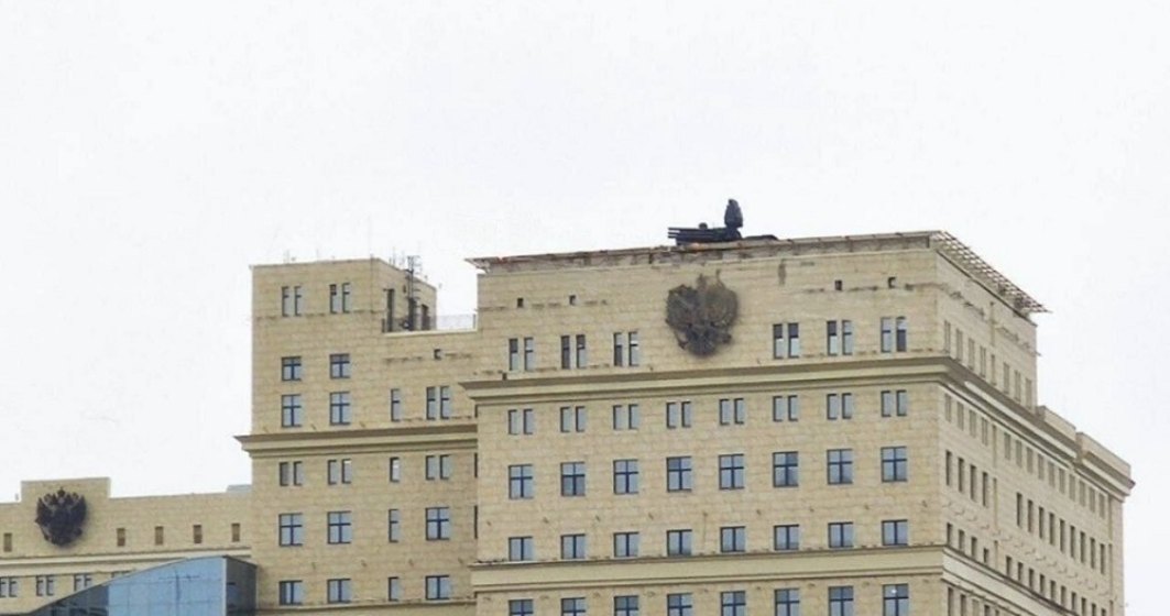 Disperarea lui Putin atinge cote maxime. A instalat antiaeriana pe acoperișul Ministerului rus al Apărării