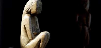 Romanii au donat peste 360.000 de euro pentru achizitionarea sculpturii...