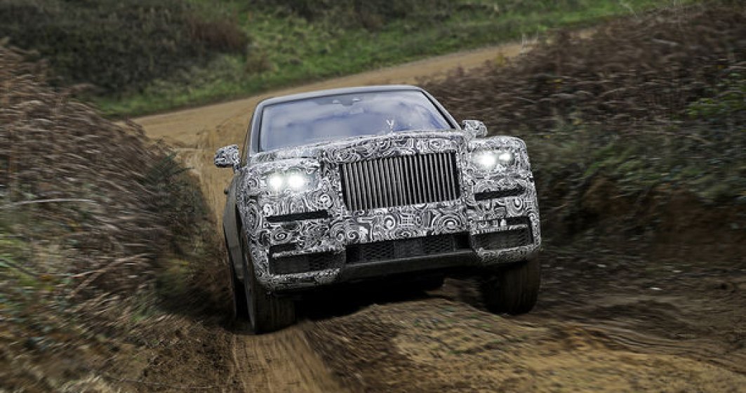 SUV-ul Rolls-Royce Cullinan debuteaza in 10 mai: livrarile incep in prima parte a anului viitor