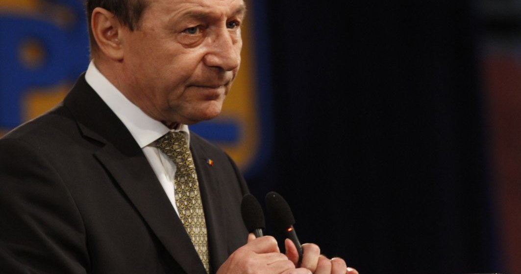 Traian Băsescu este internat la Spitalul Militar din Bucureşti
