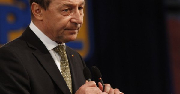 Traian Băsescu este internat la Spitalul Militar din Bucureşti
