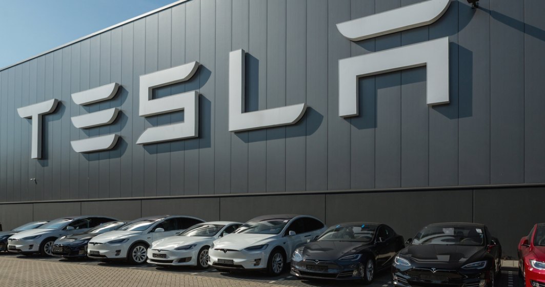 Două persoane sunt acuzate că au furat secretele Tesla pentru a-și lansa propria companie în China