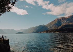 Lacul Como ar putea avea soarta Veneției: Italienii se gândesc să impună o...