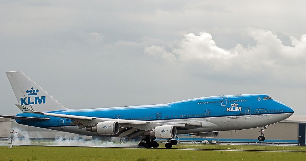 Piloții KLM au acceptat reducerea salariilor pentru cinci ani