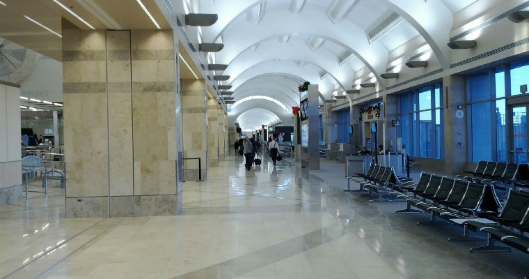 Seful Aeroportului Otopeni vrea sa rezilieze toate contractele cu firmele care gestioneaza pasagerii si bagajele