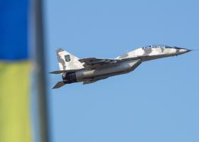 Polonia ar putea să ofere Ucrainei mai multe avioane de luptă MIG-29 în...