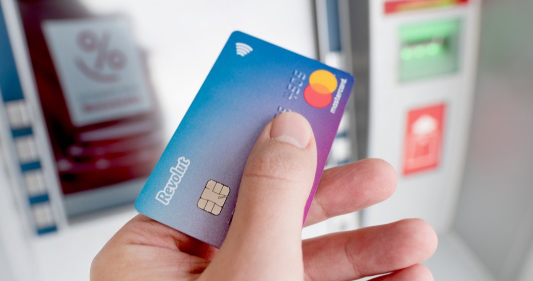 Clienții Revolut vor putea avea carduri personalizate. Care vor fi noile funcții
