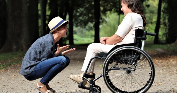 Persoanele cu handicap nu vor mai fi nevoite să meargă la comisii pentru...