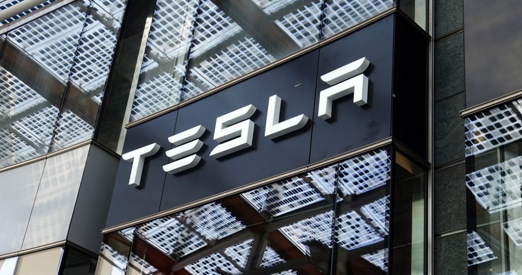 Tesla pierde 13 miliarde de dolari pe bursă după un mesaj scris de Elon Musk pe Twitter