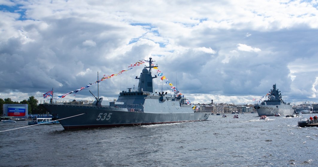 Rusia a lansat un exercițiu militar naval care include 50 de nave și 30 de avioane la granița NATO