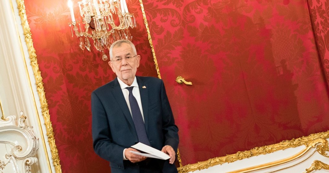 Alexander Van der Bellen a fost reales preşedinte al Austriei