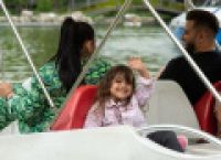 Poza 1 pentru galeria foto FOTO: Bucureștenii se vor putea plimba gratuit cu barca, pe lacul din Parcul Drumul Taberei, de Paște