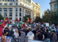 Poza 4 pentru galeria foto GALERIE FOTO| Proteste pro-palestiniene în București anunțate de Ambasada Statului Palestina. UPDATE: Puțin peste o mie oameni participă la miting