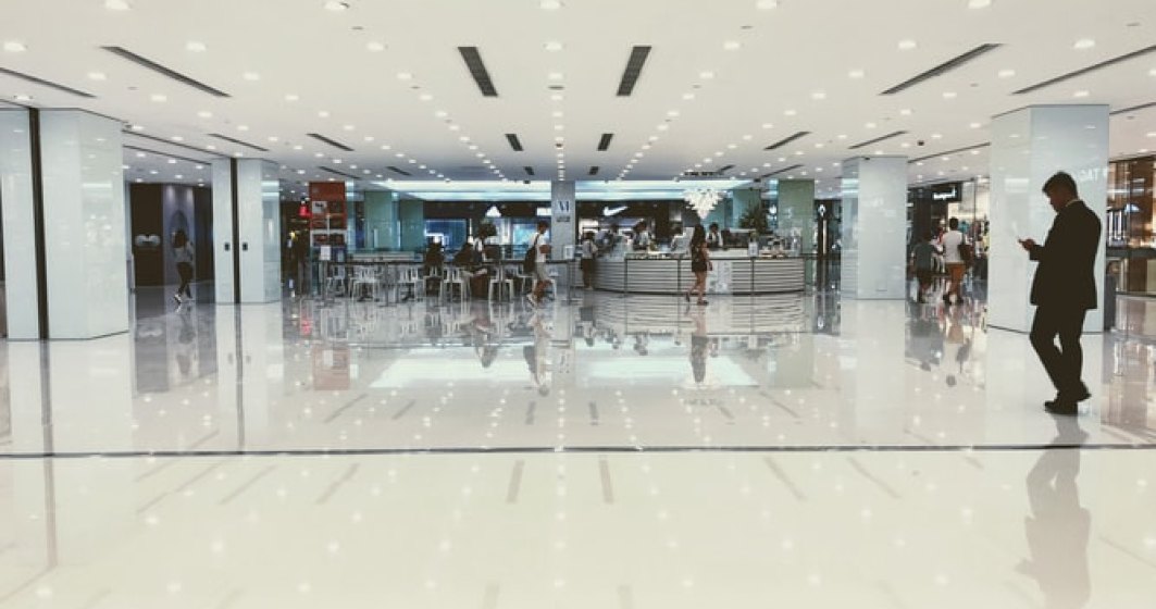 Când s-ar putea deschide mall-urile? Răspunsul ministrului Economiei