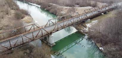 Autoritățile pretind că nu pot construi un pod peste Siret din cauza...
