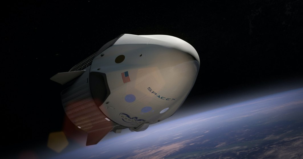VIDEO  Elon Musk a trimis primii turiști ai companiei SpaceX în spațiu