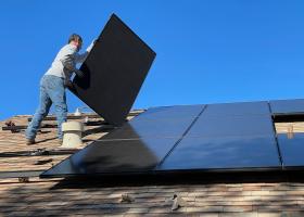 Cercetătorii americani au creat un panou solar cu eficiență de 30% și care e...