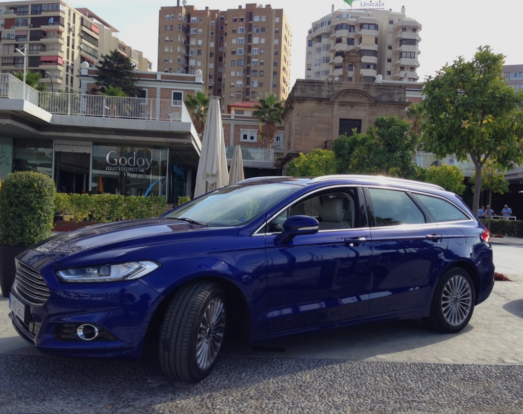 Test cu a cincea generatie Ford Mondeo si motorul EcoBoost de 1,5 litri de la Craiova