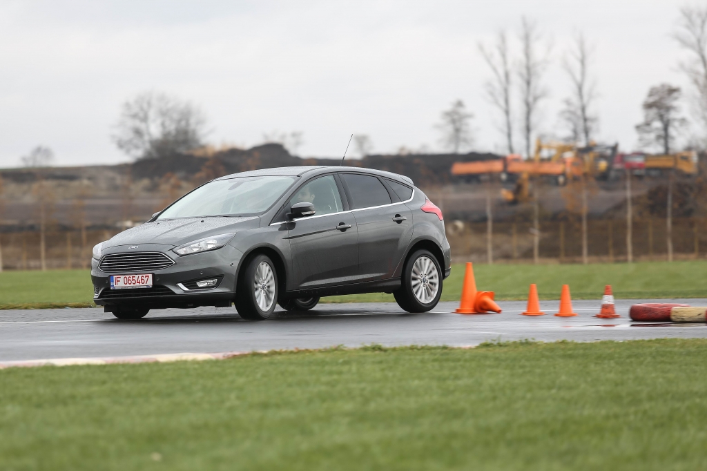 Test cu noul Ford Focus, un facelift de 100 MIL. euro