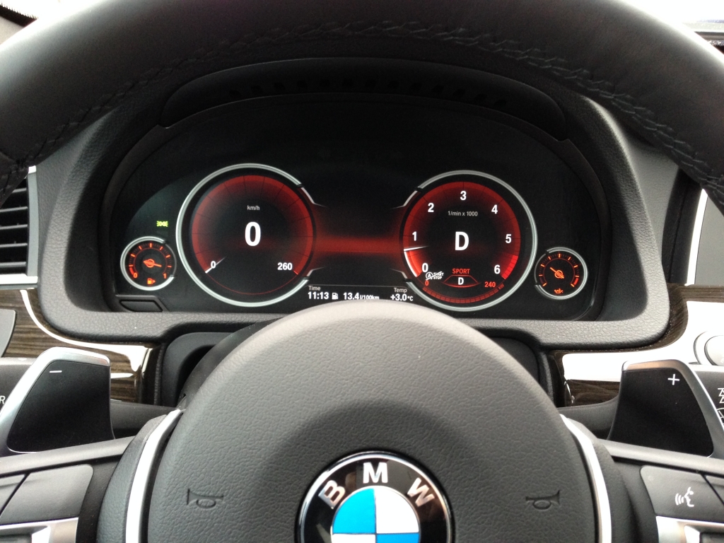 Test Drive Wall-Street: BMW Seria 5 GT facelift, business class pentru familie
