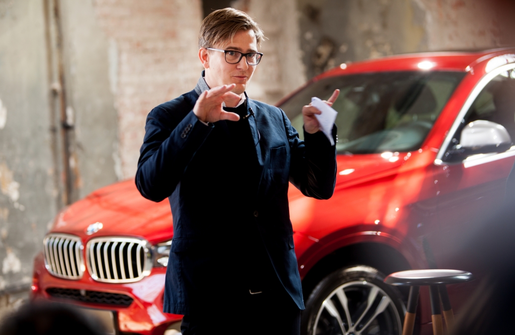 Secretele procesului de design BMW dezvaluite de creatorul noului BMW X6