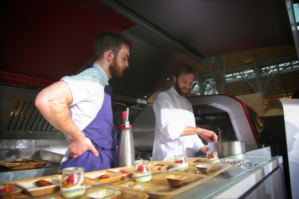 Peugeot Foodtruck, conceptul unui restaurant pe roti