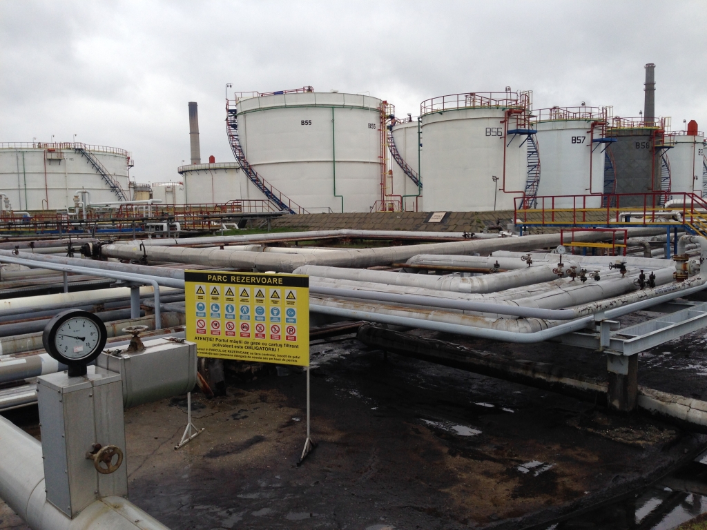 Rafinaria Petromidia, locul unde 5 MIL. tone de titei sunt rafinate in combustibil