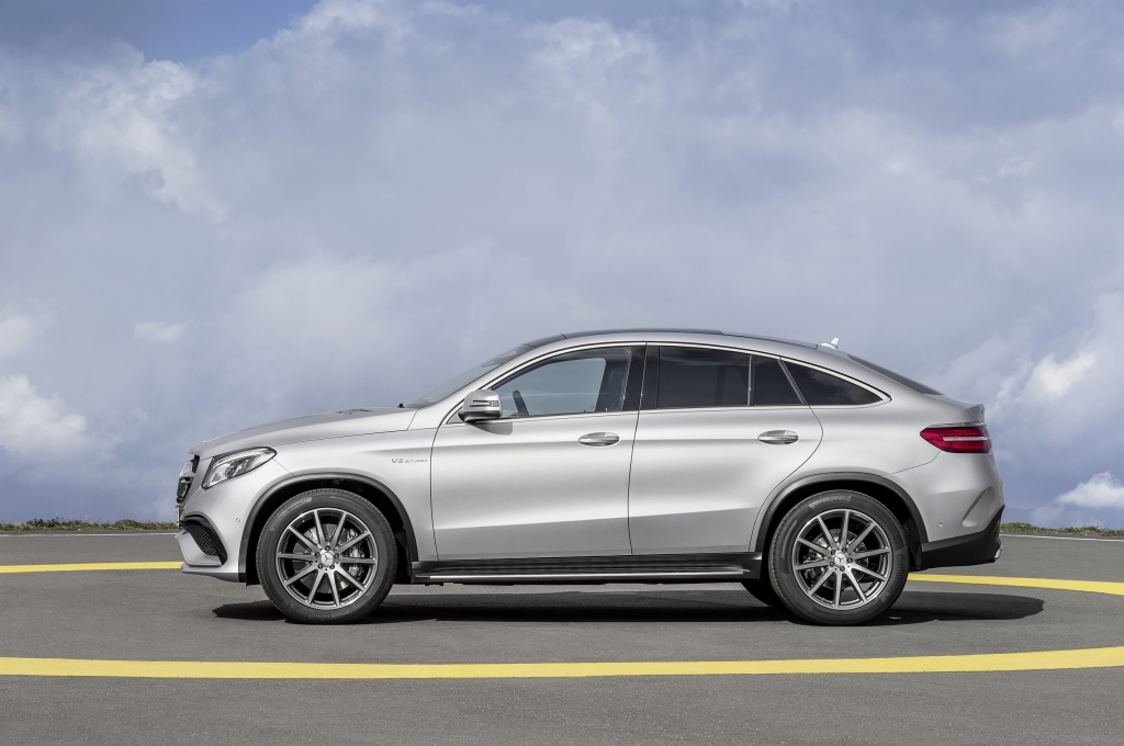 Mercedes-Benz aduce in Romania SUV-ul GLE Coupe. Pretul de pornire este 70.000 euro