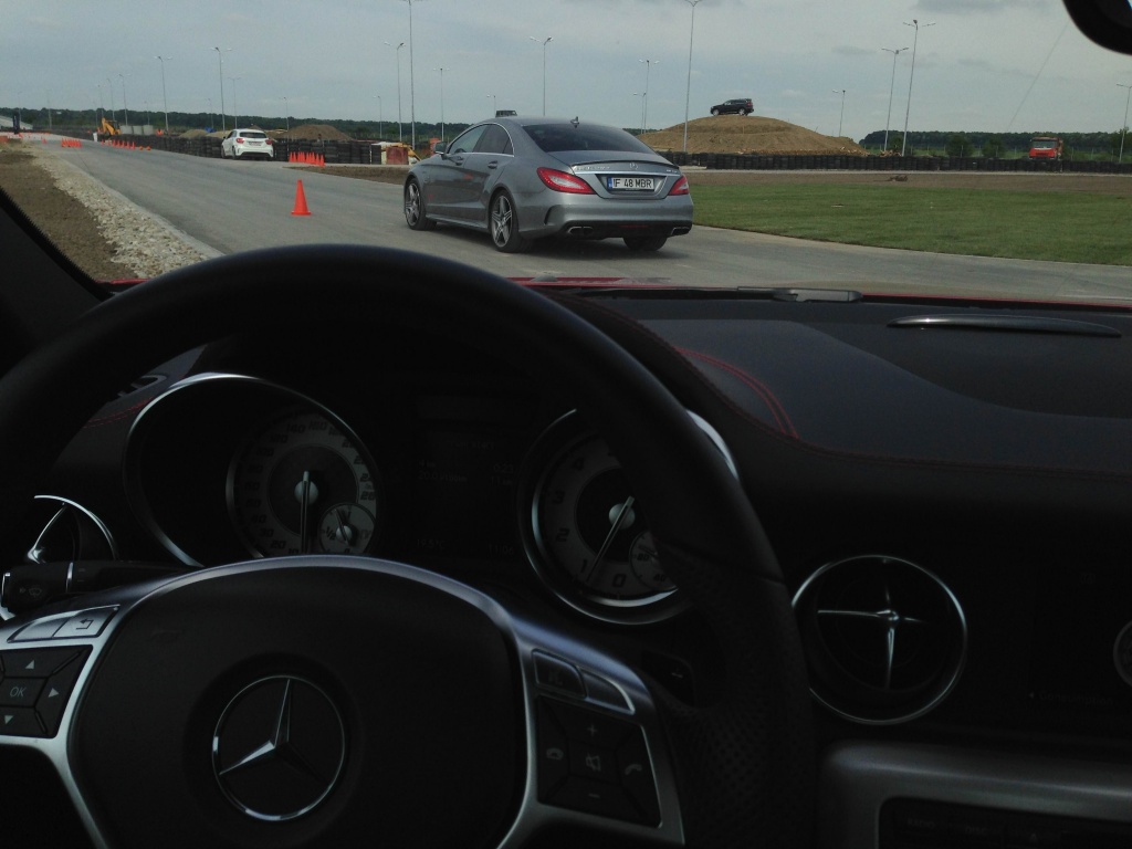 Trei ore de adrenalina cu Mercedes-AMG pe circuitul lui Titi Aur