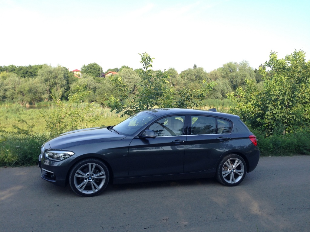 Test Drive Wall-Street: BMW Seria 1 facelift, mai chic si mai agil