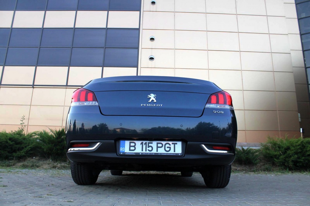 Test Drive Wall-Street: Peugeot 508 facelift, pentru drumuri lungi