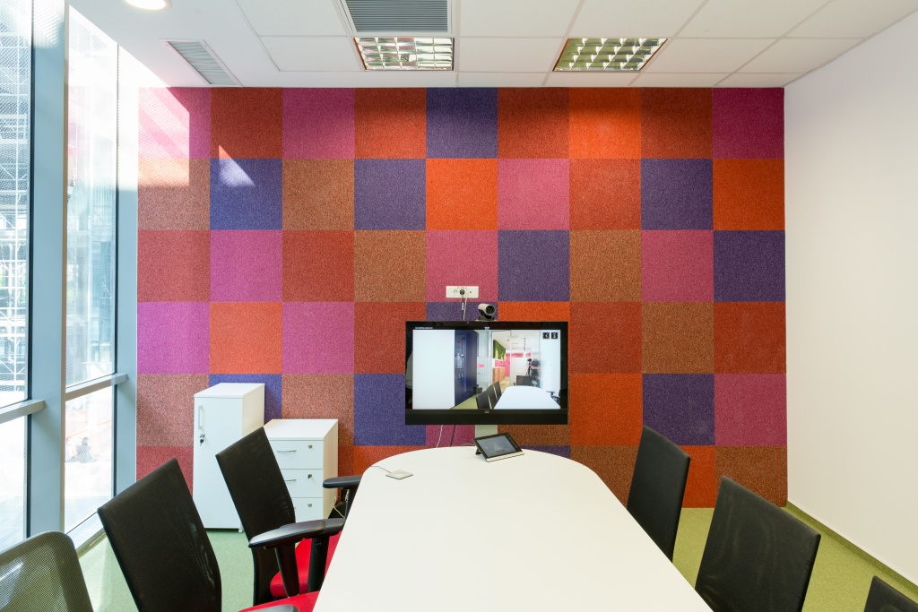 Biroul in care pasiunile angajatilor atarna de perete: sediul Yonder din Cluj