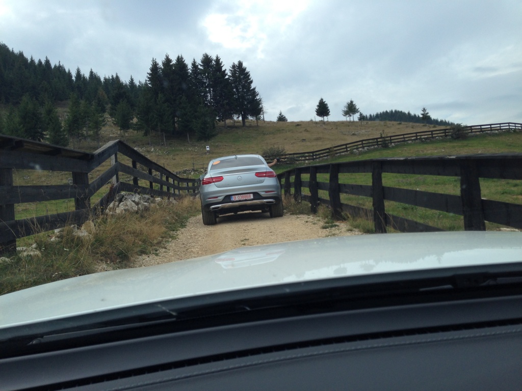 Test cu noile Mercedes-Benz GLE, GLE Coupe si GLC pe drumuri de munte