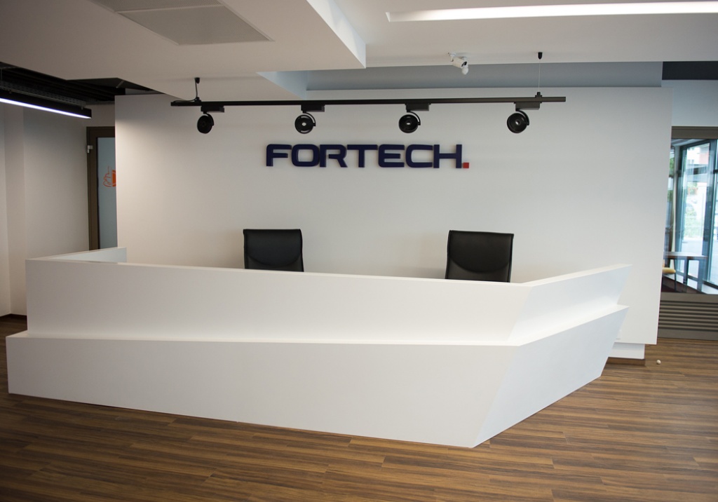 In vizita la softistii clujeni care si-au construit sediul de la zero: cum arata birourile tailored-made ale Fortech