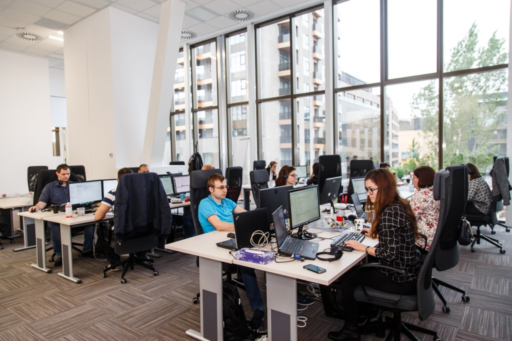 In plina expansiune: cum arata birourile din Iasi si Oradea ale dezvoltatorului IT care in mai putin de sase luni a ajuns la trei centre operationale