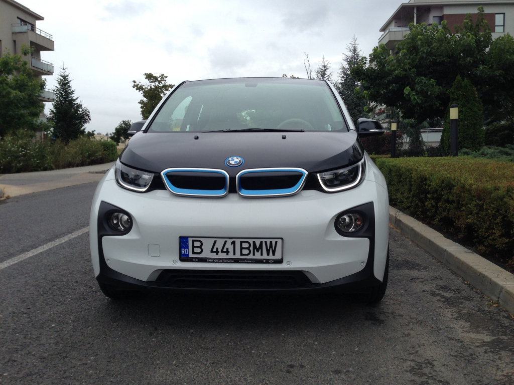 BMW i3, un model electric premium din fibra de carbon - test drive