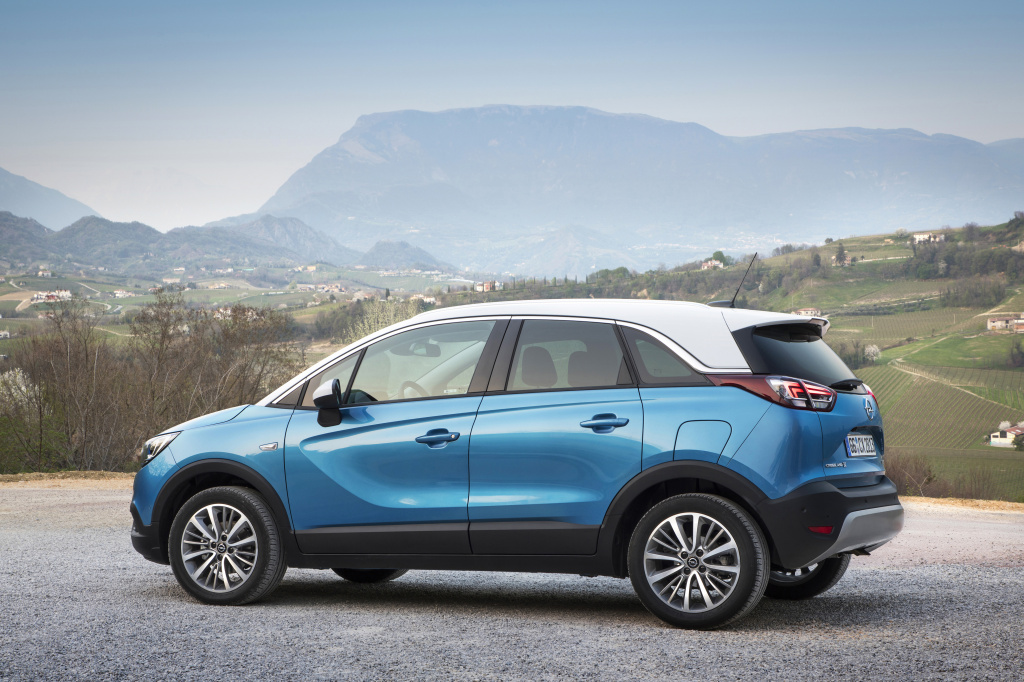 Opel a anuntat preturile SUV-ului de mici dimensiuni Crossland X pentru Romania. Costa de la 12.920 euro cu TVA