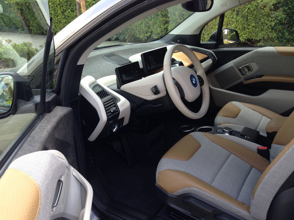 BMW i3, un model bavarez sportiv, chiar daca este electric - test drive