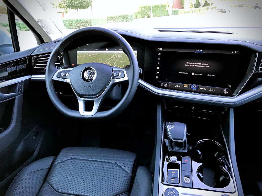 Test drive cu noul Volkswagen Touareg, o demonstratie ca dieselul nu va disparea